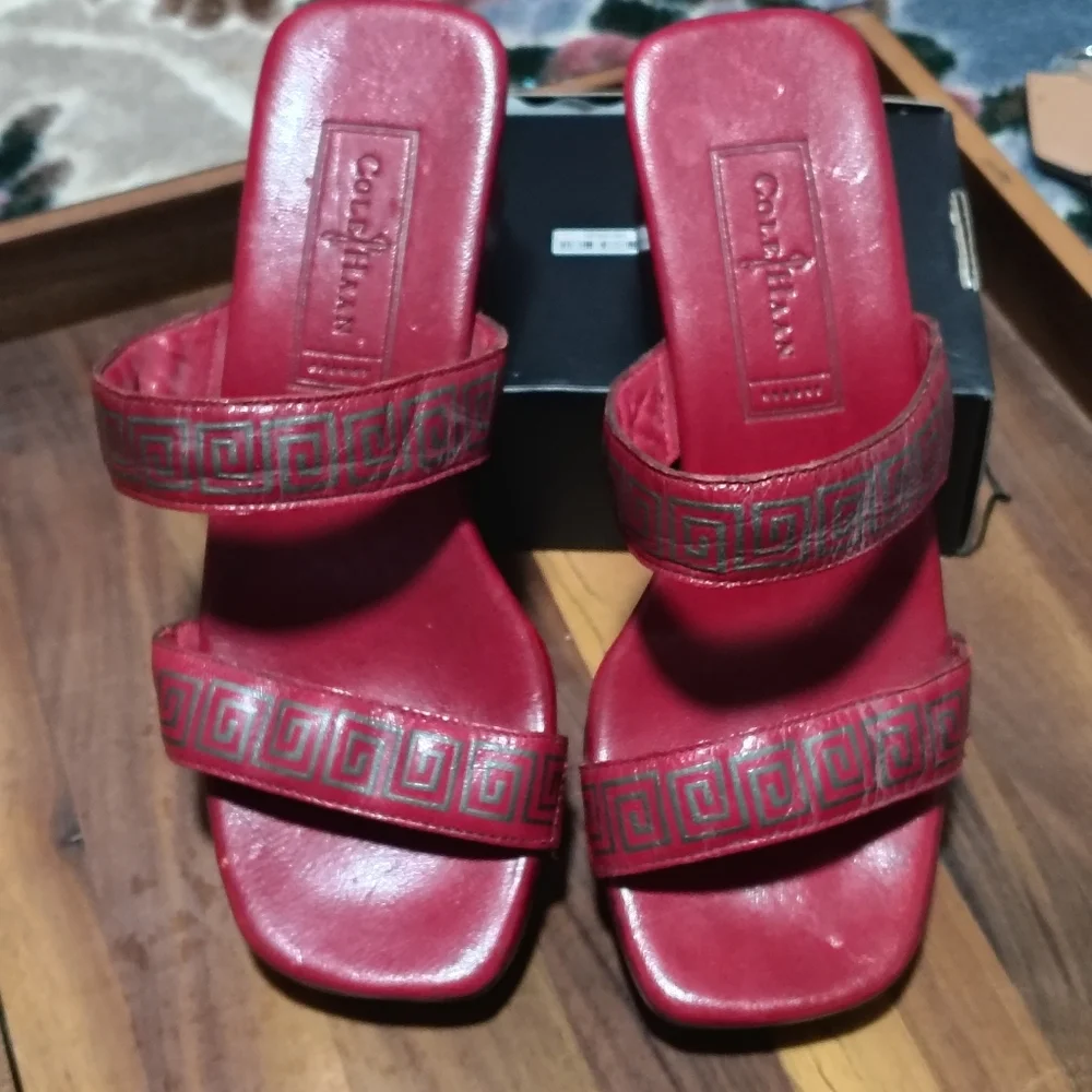 Cole Haan Women’s Red Resort Vintage Platform Slide Sandals - Picture 4 of 5